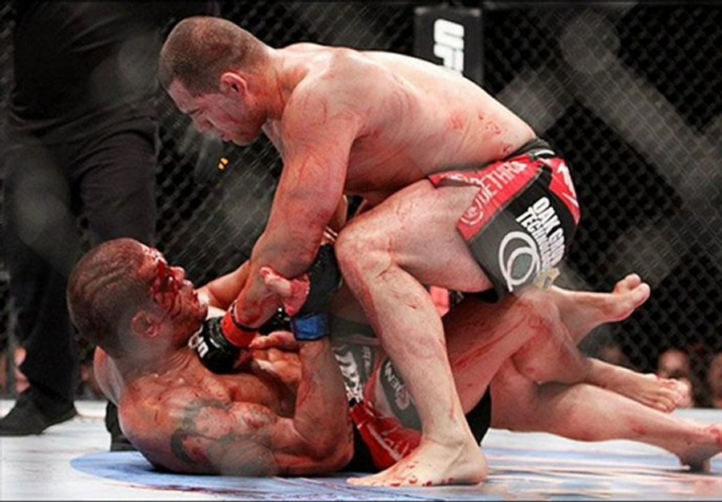 Watch Dos Santos v Velasquez II Full Fight Video