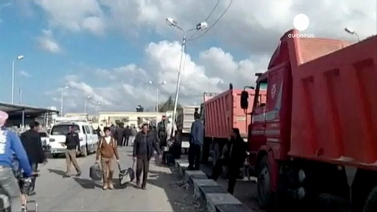 Gaza recibe materiales de construcción a través de Egipto