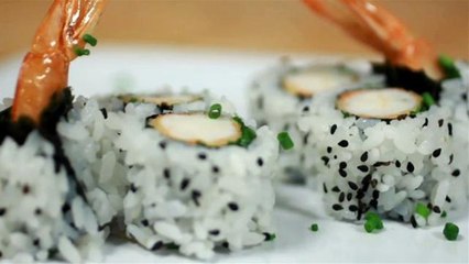 How To Make Temptura Prawn Sushi Rolls