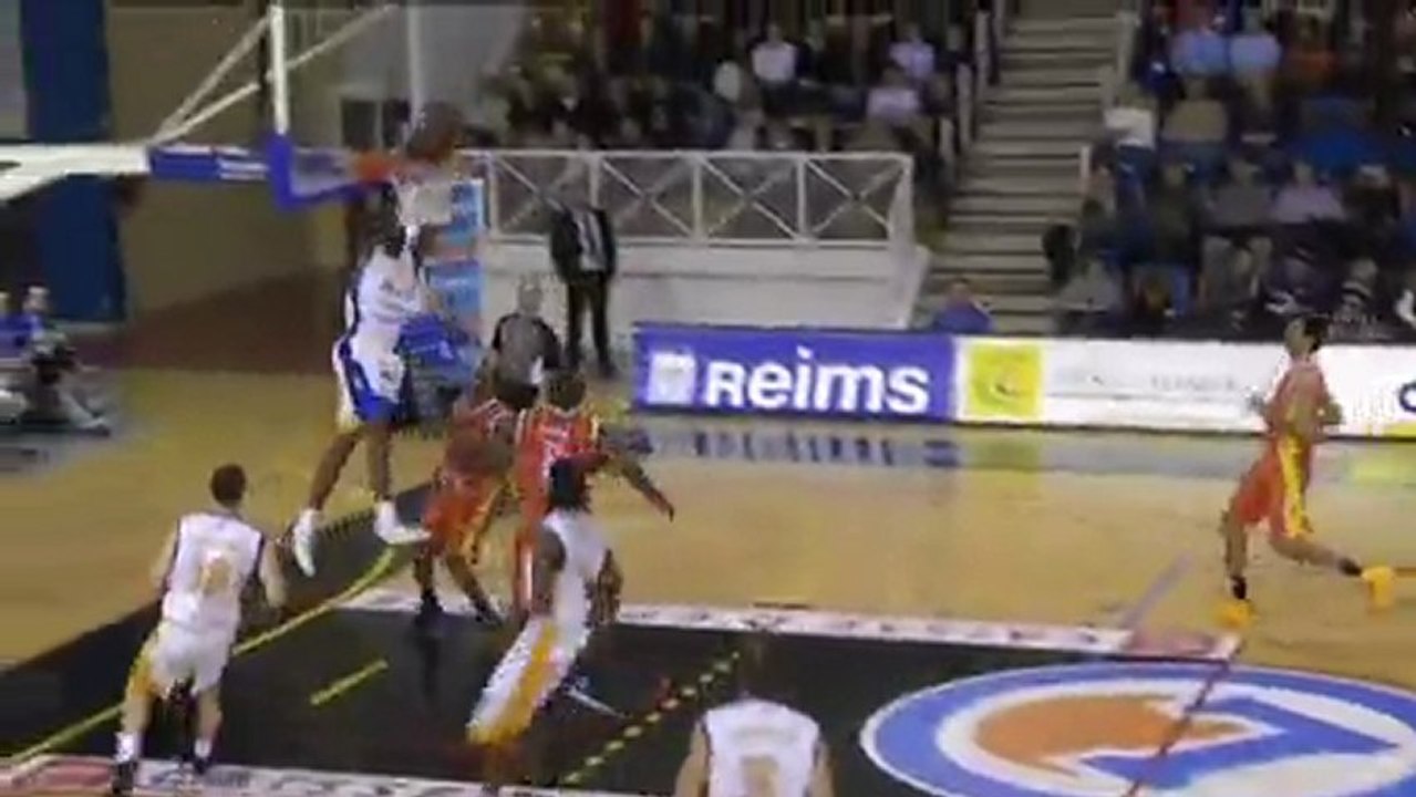 st vallier_action1-H 264