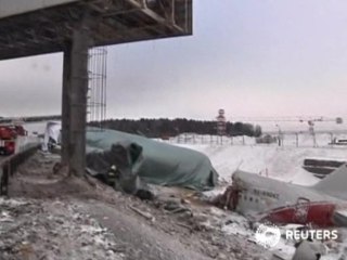 Russia cleans up after fatal plane crash