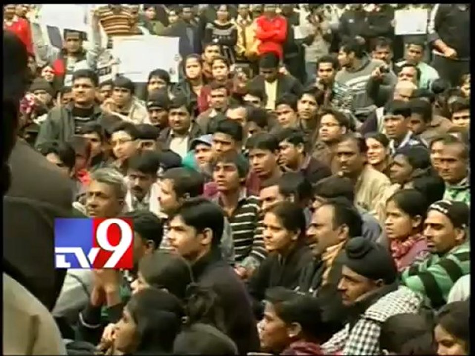 Rape case and murder case filed on Delhi gang rape acuses
