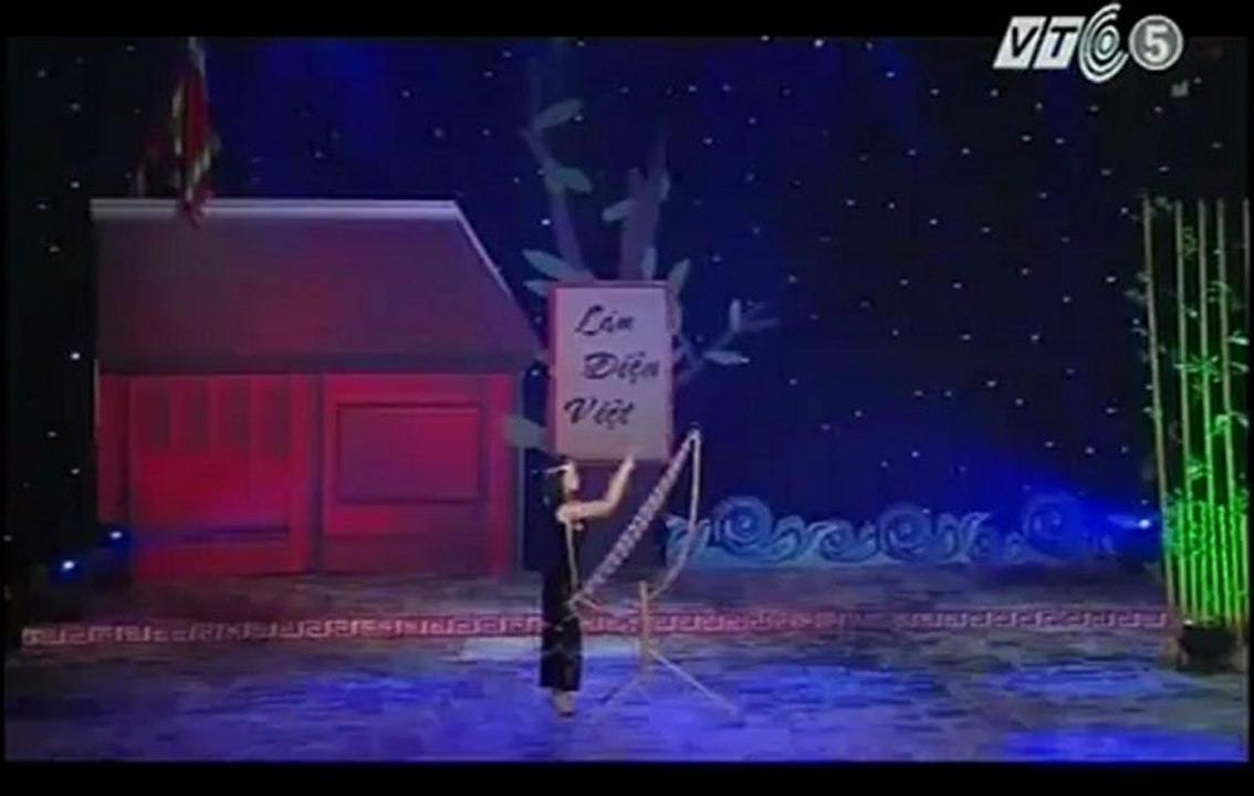 Suoi dan T'rung - Nhat Lai-Cam Nhung