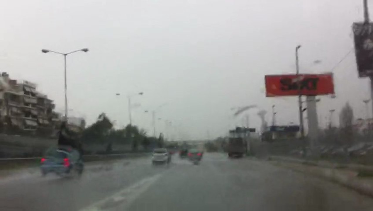 Πινάκιο (pinakio.blogspot.gr) Εθνική ποτάμι με βροχή