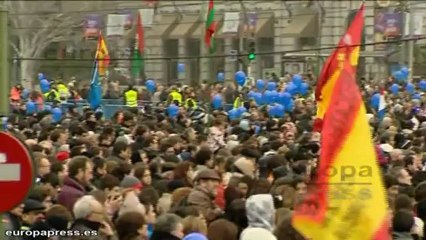 Miles de personas acuden a la Misa de las Familias