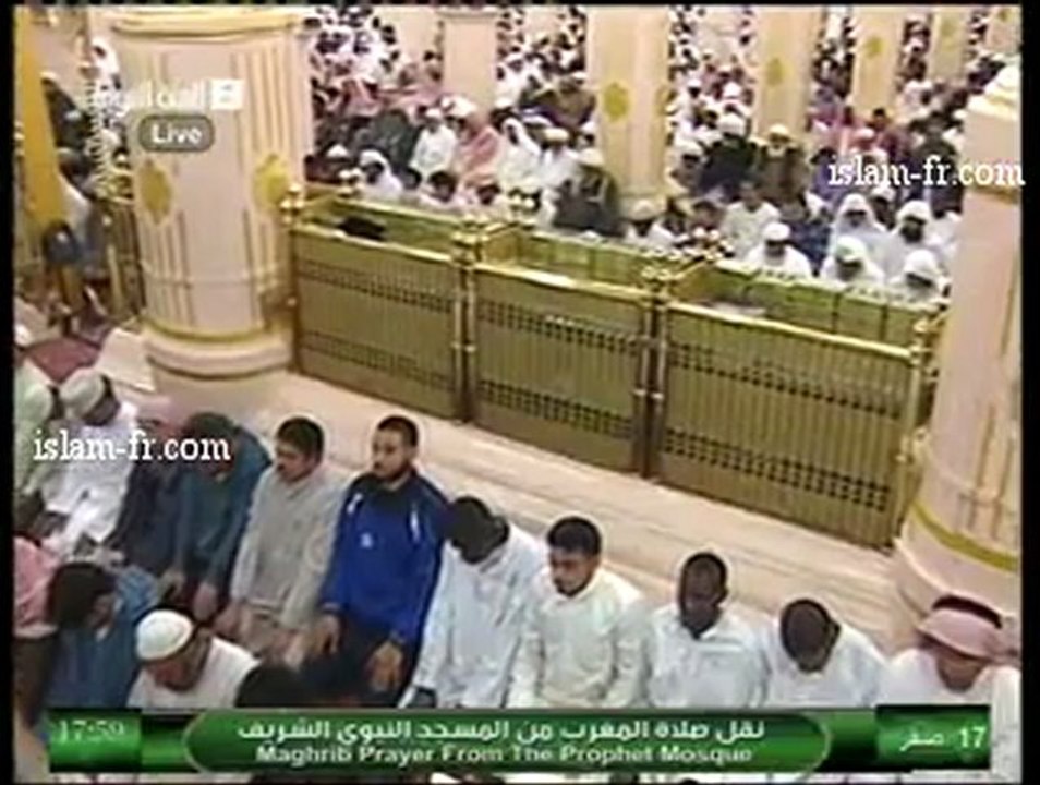 salat-al-maghreb-20121230-madinah