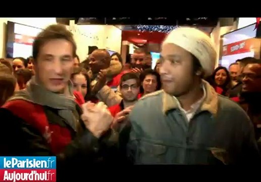 Doc Gynéco s'engage auprès des salariés en grève de Virgin