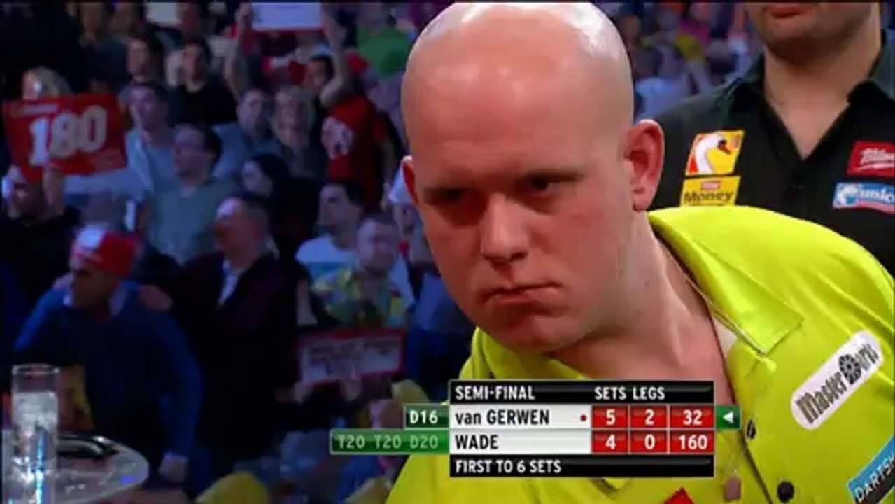 Nine-darter sees Van Gerwen into final