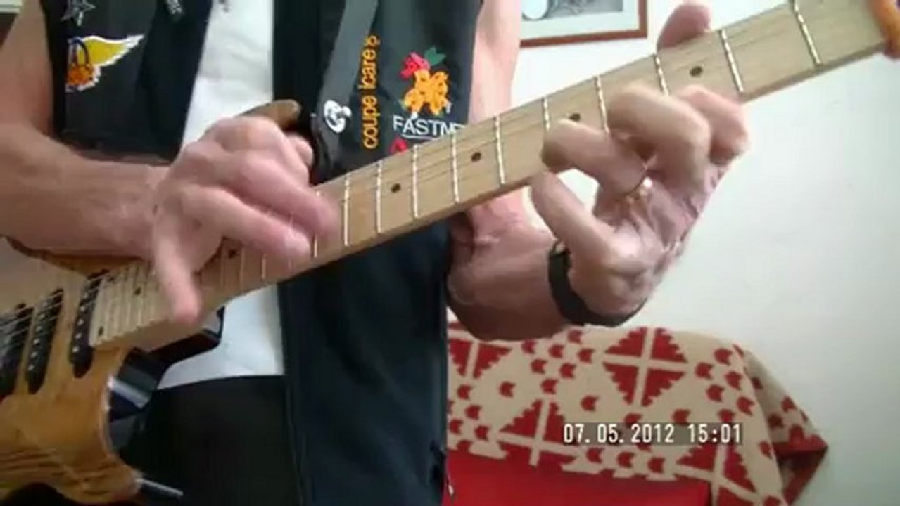 techniques de sweeping,tapping,legato 1 (démo)