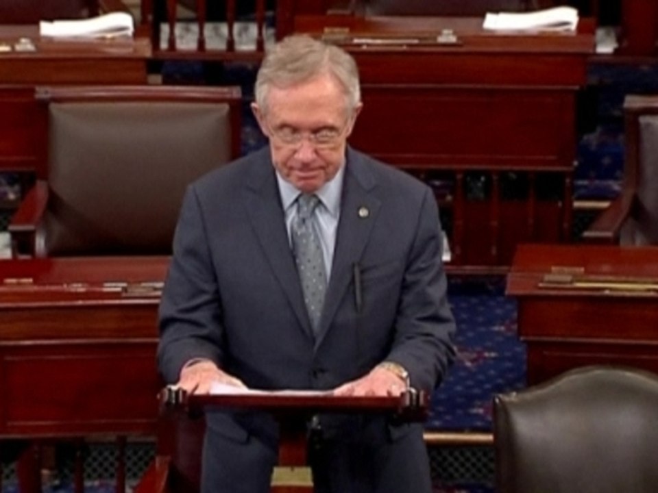 Reid: Fiscal Cliff talks continue