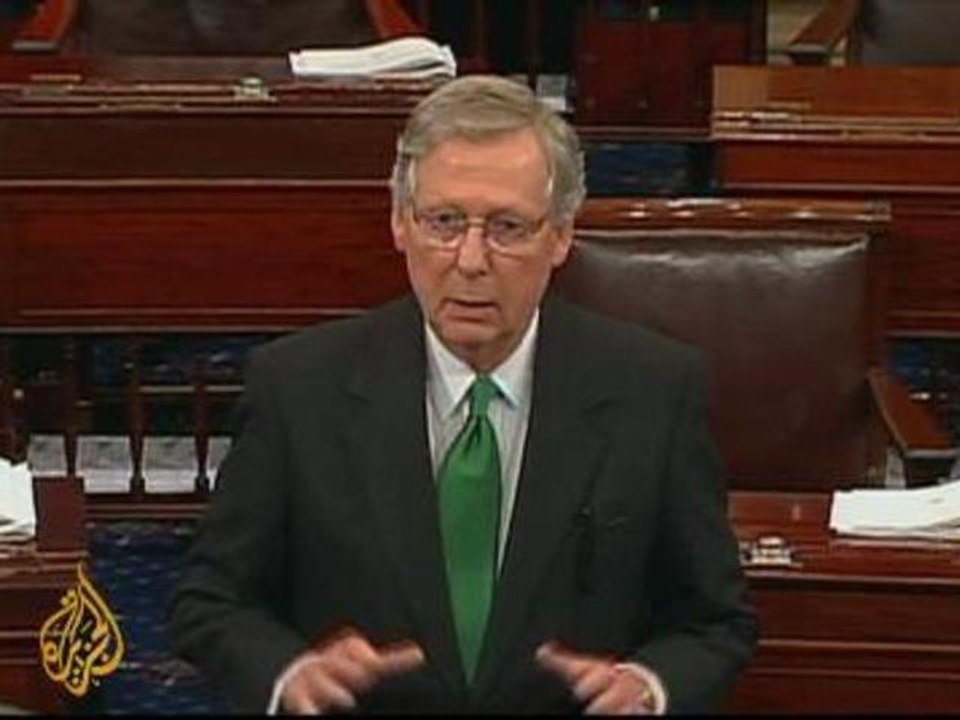 US reaches fiscal cliff
