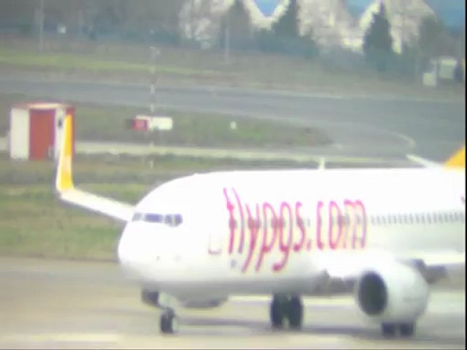 ATATÜRK HAVA LİMANI (LTBA MEYDAN TRAFİĞİ)