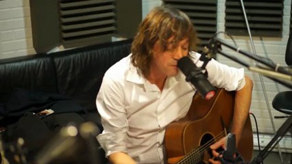 Cali - Lana Del Rey Cover - Session Acoustique OÜI FM