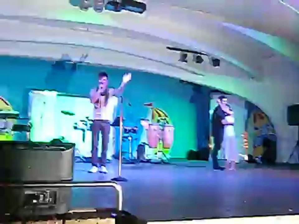 SHE S LIKE THE WIND!!! BY DAVID    KEVIN Y ANA BAILARINES