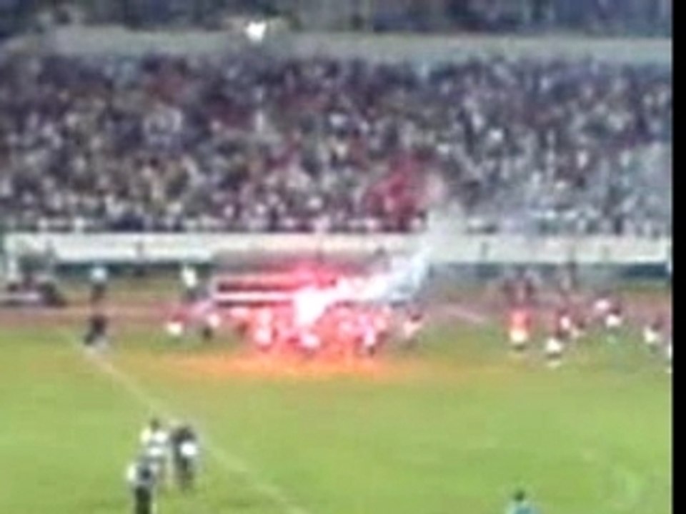 tour d'honneur des joueurs -ESSEST 07/06