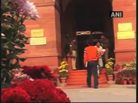 Chidambaram assures renewal of Anti Maoist operations- Raman Singh.mp4