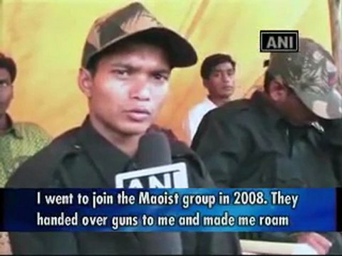 16 Maoist rebels surrender before the police in Orissa.mp4
