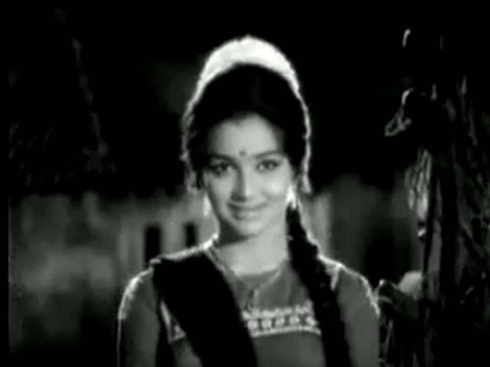 CHUNARI SAMBHAL GURI - BAHARON KE SAPNE