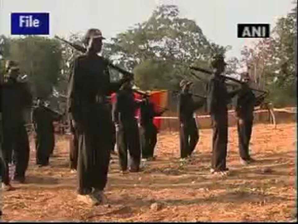 Anti-Naxal ground offensive starts in Maharashtra and Chhattisgarh.mp4