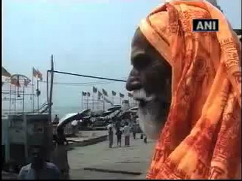 Banarasi sarees in Varanasi depict communal amity.mp4