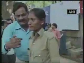 Blast outside Bangalore stadium, six injured.mp4