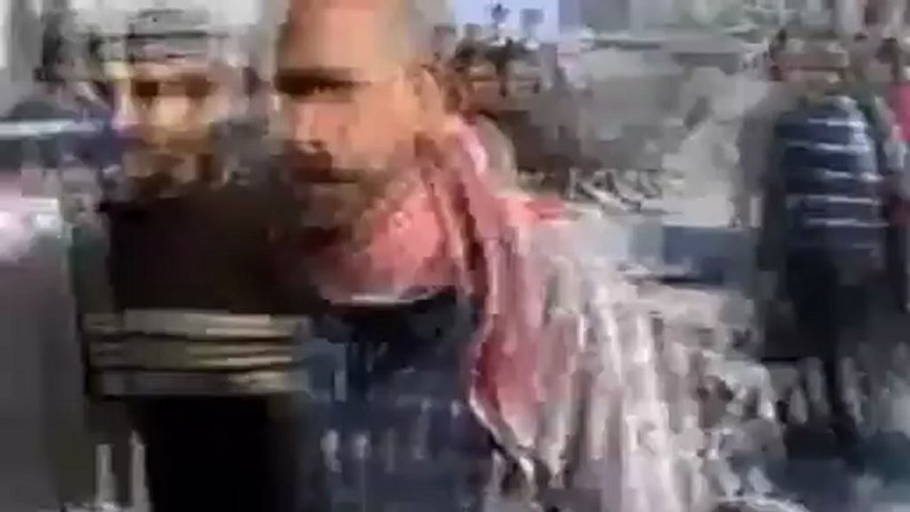 Syrian rebels fire missiles at government forces