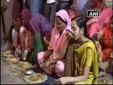Hindus, Muslims in MP celebrate annual Urs of Maharaj Baba.mp4