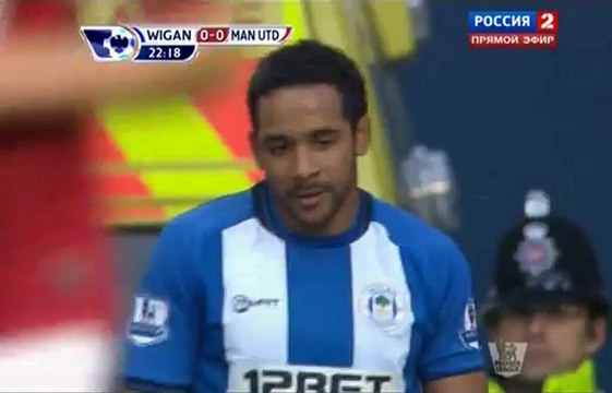 Футбол.Чемпионат Англии.21 тур. Уиган-Манчестер Юнайтед(01.01.2013) 1 тайм