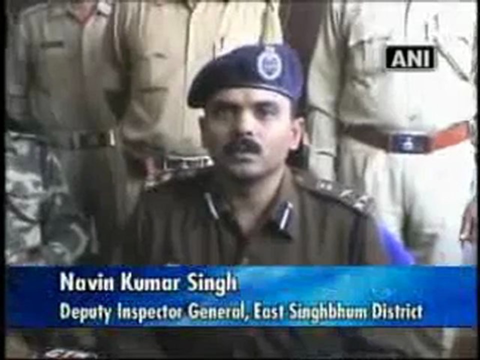 Maoist leader killed, four arrested in Jharkhand.mp4