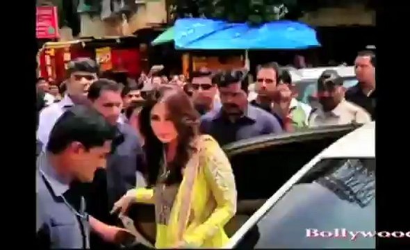 'Heroine' Kareena Kapoor visited Siddhivinayak Mandir For HEROINE Music Launch