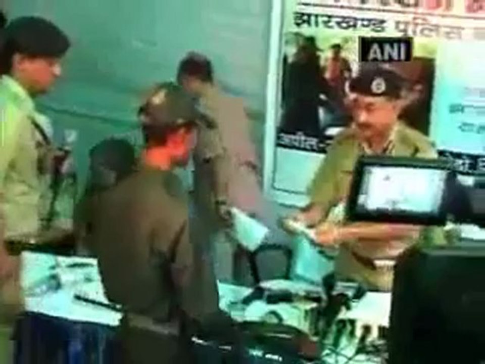 Maoists call for weeklong market shutdown in J'khand.mp4