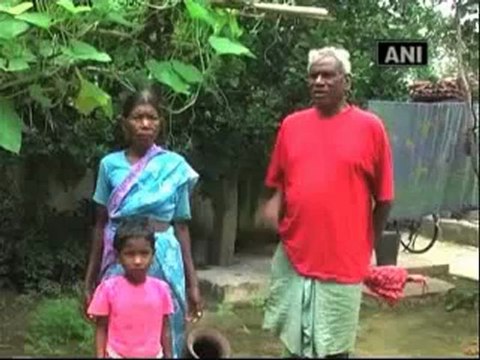 Maoists kill one of abducted cops, Nitish still helpless.mp4