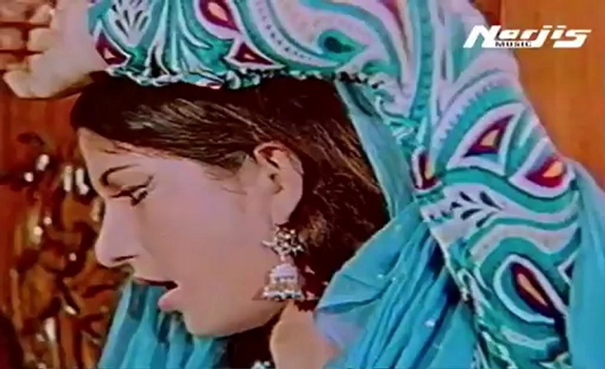 Naam Aaapka Hothon Pe Hai