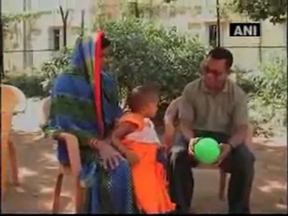 Maoists surrender and join mainstream (1).mp4