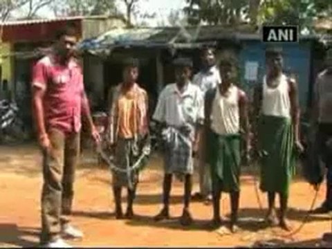 Maoists surrender in Orissa, Chhattisgarh.mp4