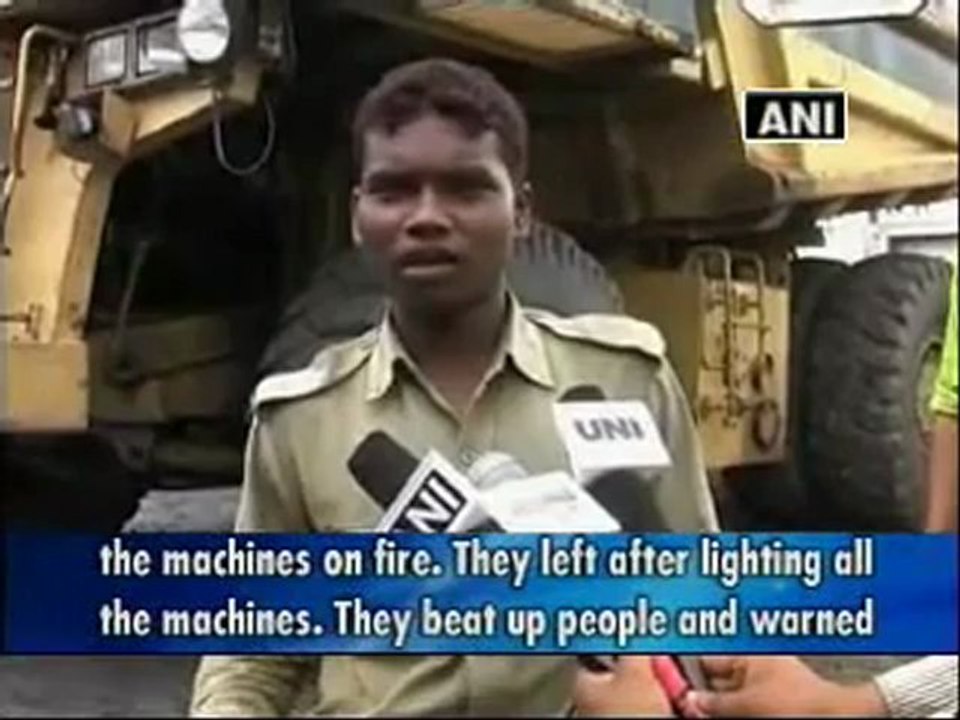 Maoists torch coalmine and road construction wares in J'khand, Bihar.mp4