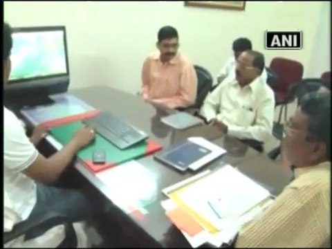 Patnaik pleads for safe release of abducted Orissa IAS officer.mp4