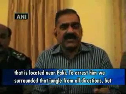 Police arrest four Maoists, bust hideouts in Jharkhand.mp4