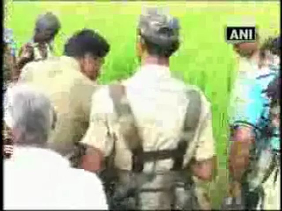 Three Maoists and a policeman killed in Jharkhand.mp4