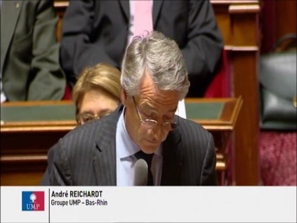 Abrogation du dispositif des corporations d’artisans obligatoires en Alsace-Mosele : « Quelles mesures le Gouvernement entend-il prendre pour soutenir, voire faciliter, la démarche des parlementaires d’Alsace-Moselle »