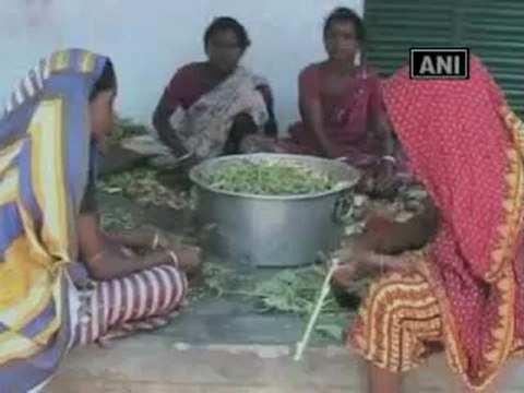 WB Villagers live in camps during anti-Maoist operation.mp4