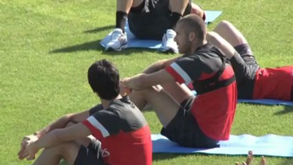 Amical - Paris s'amuse et découvre Moura