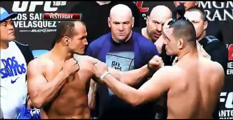 Joe congratulates Anik on his first live UFC intro.