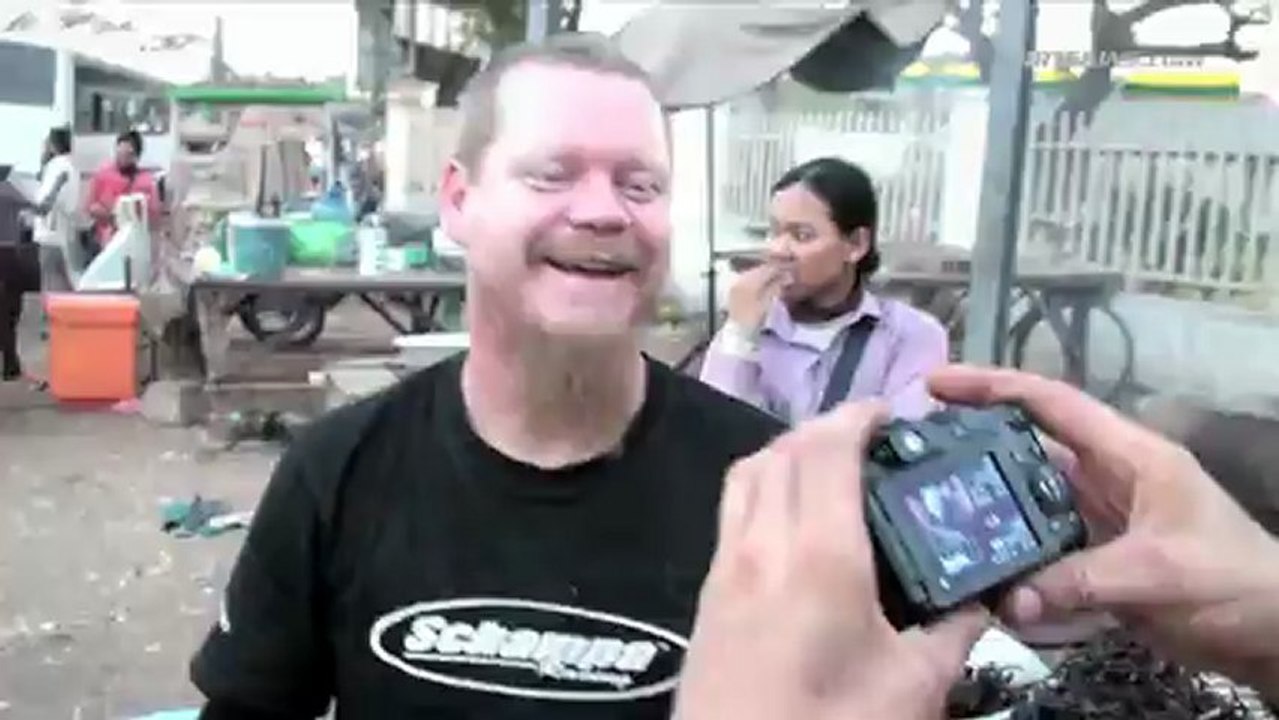 Cambodia - Eating Spider - Never Stop Riding