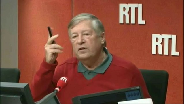 L'encerclement de François Hollande par les oppositions et Gauche et de Droite