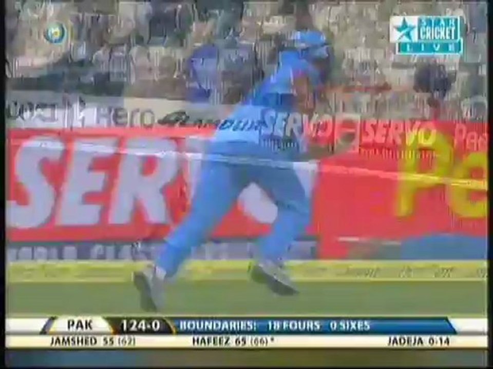 Hafeez Catch Dropped by Gambhir