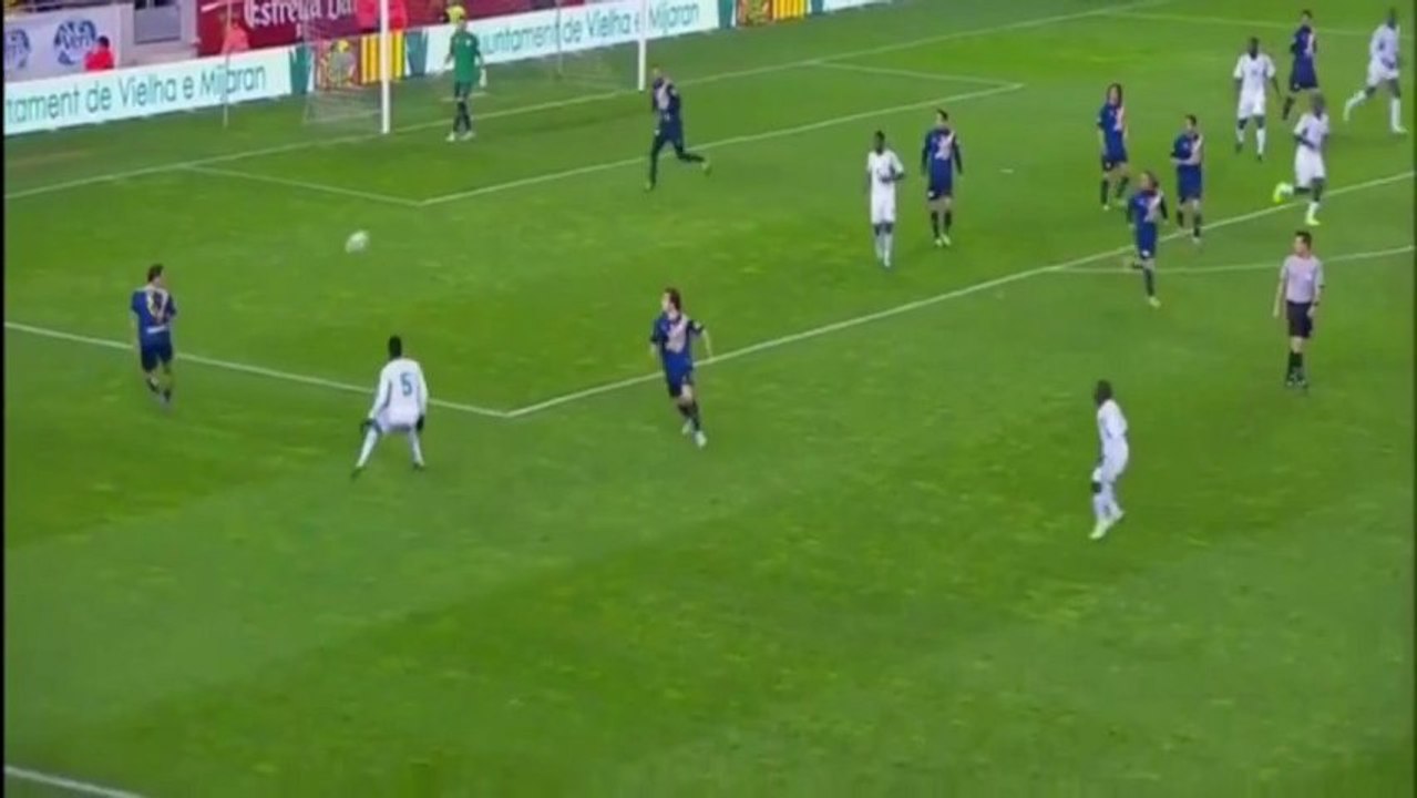 Xavi vs Nigeria