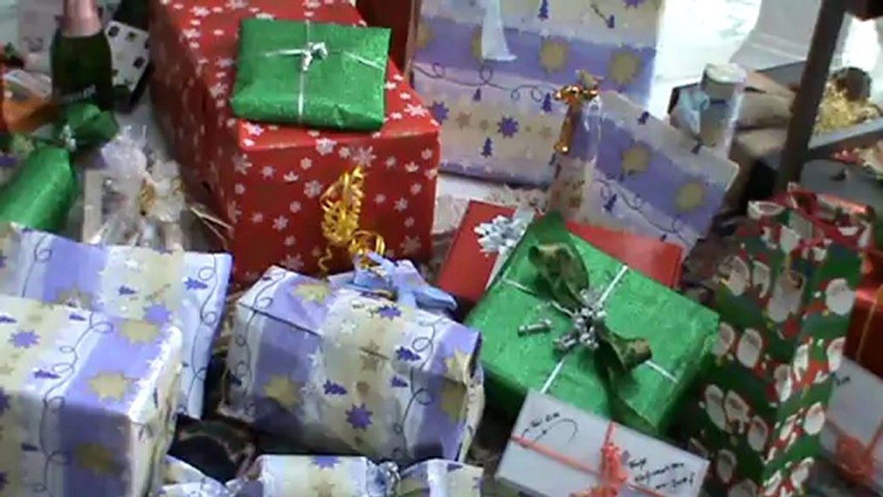 Weihnachten 2012 Die Fellas Hubert und Matthias mit A little Weihnachtsgedichte Bilder @ http://www.Fella.de 4. Advent bei Hubert und Matthias in Diebach Advent (von lateinisch adventus ‚Ankunft' zu venire ‚kommen') bezeichnet die Jahreszeit, in der die C