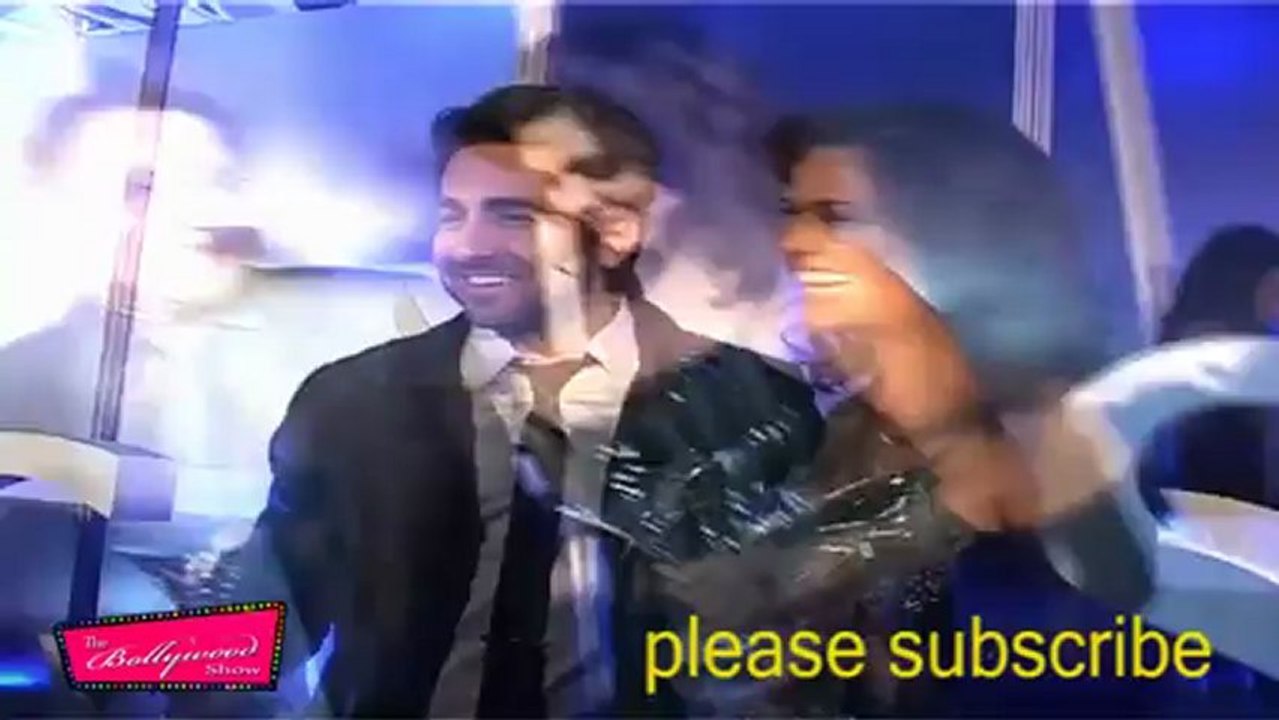 Esha Gupta & Ayushman Khurana having fun