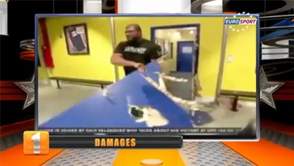 Yılın videoları: Keskin sirke küpüne zarar